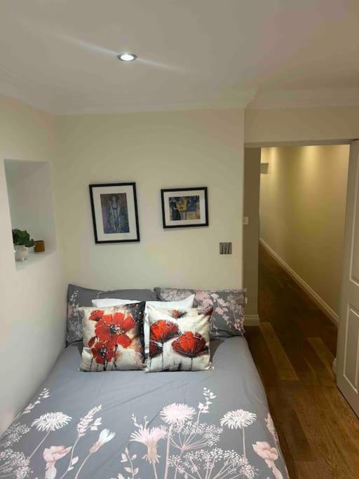 Portobello 2-bed Appartamento *